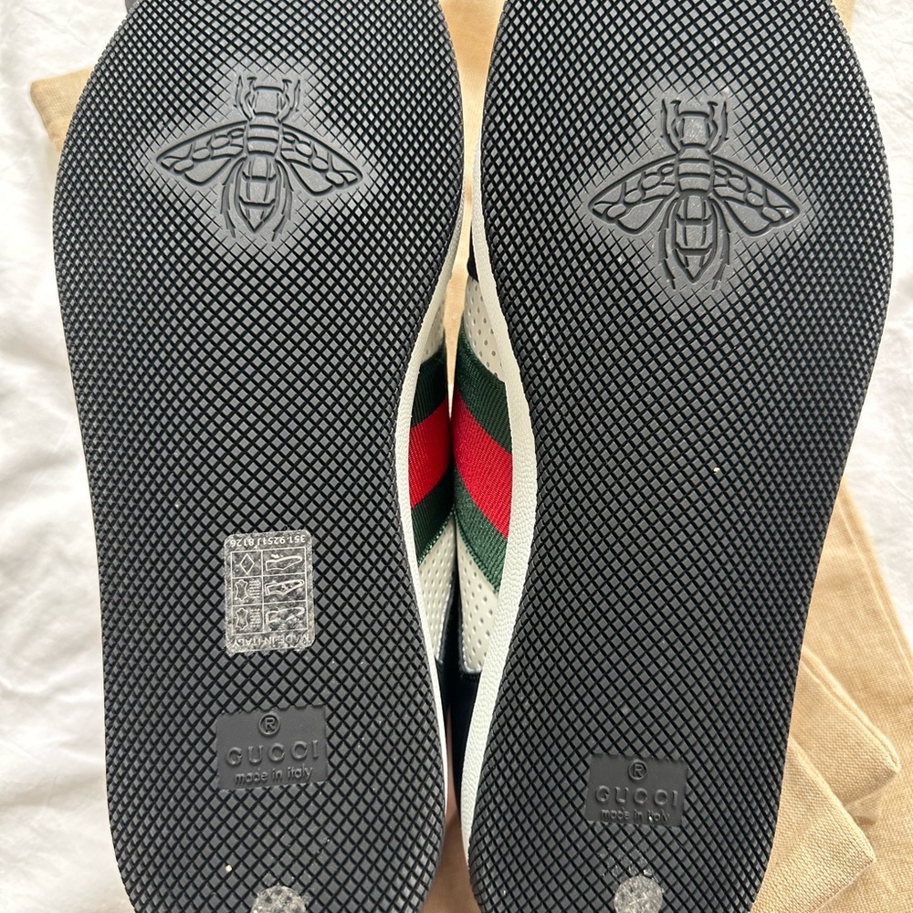 Gucci 8.1/2 never worn! Brand new